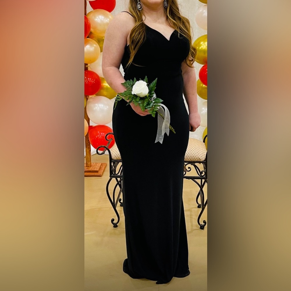 Black B.Darlin formal dress Juniors size 11/12.